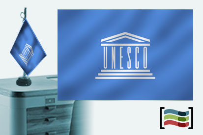 Bandera de Unesco sobremesa bordada